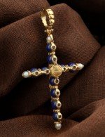 Крест из лимонного золота c жемчугом и лазуритом