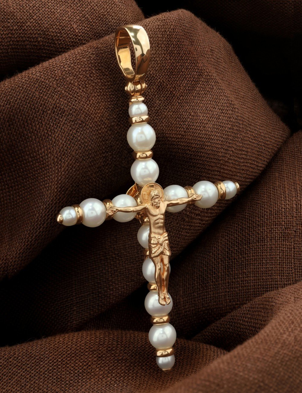 Крест из золота c жемчугом