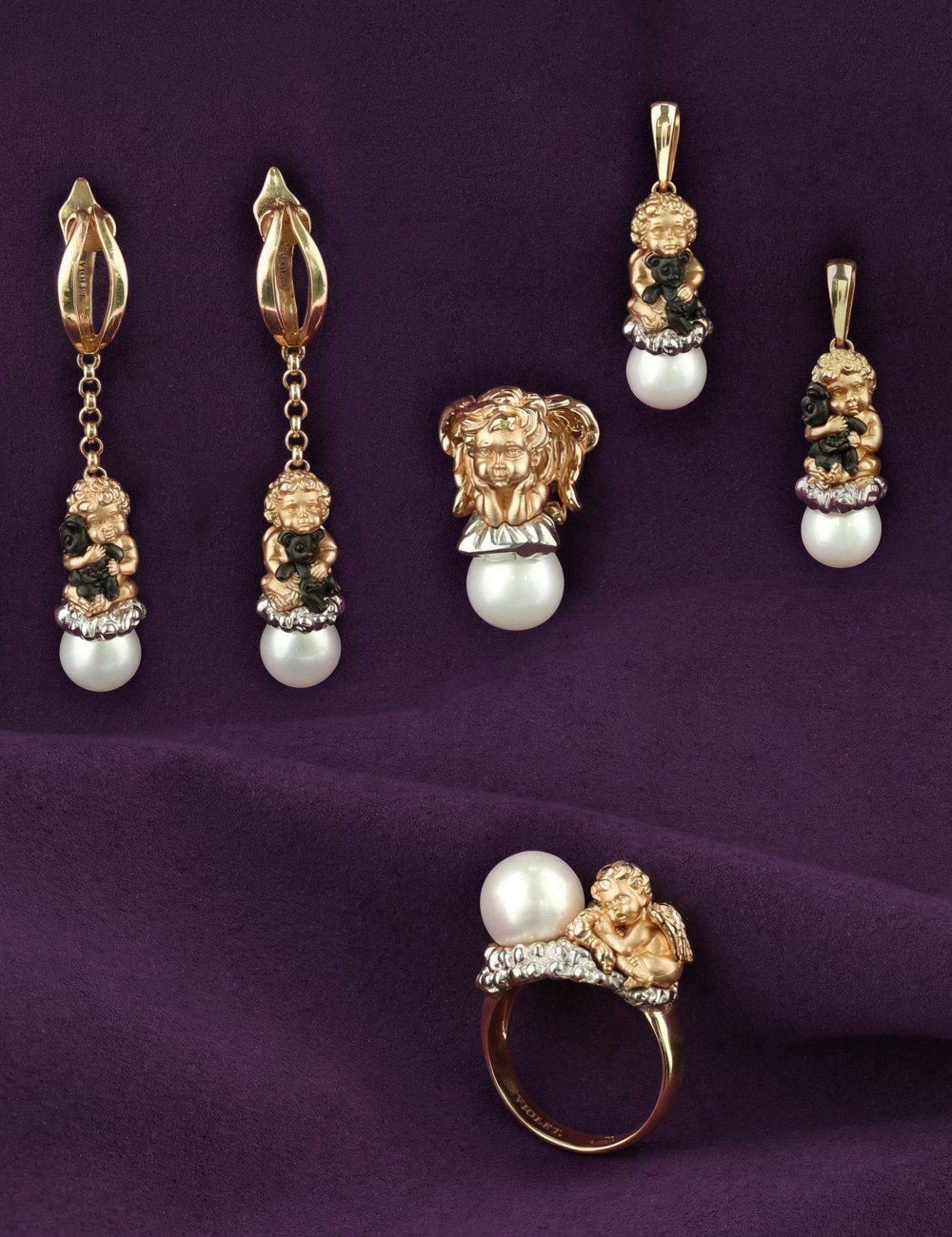 Кольцо из золота c жемчугом