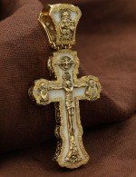 Крест из лимонного золота c бивнем мамонта