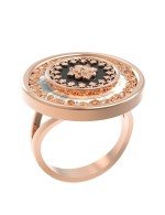 Кольцо из золота c ониксом и перламутром