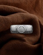 Кольцо из белого золота