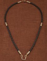 Гайтан из золота c кожаным шнурком