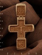 Крест из золота c деревом груши