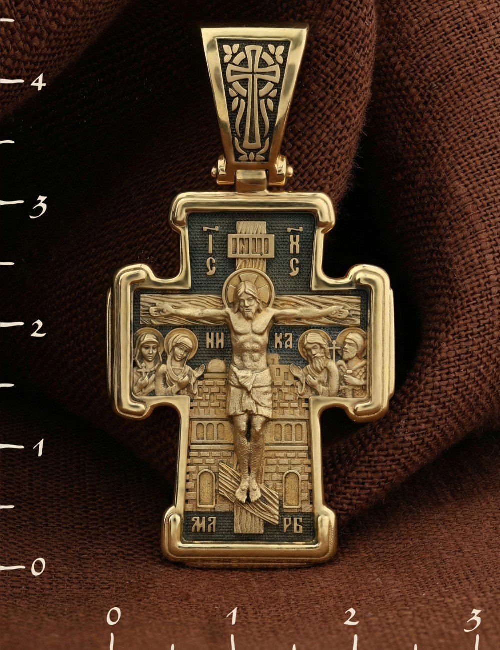 Крест из лимонного золота