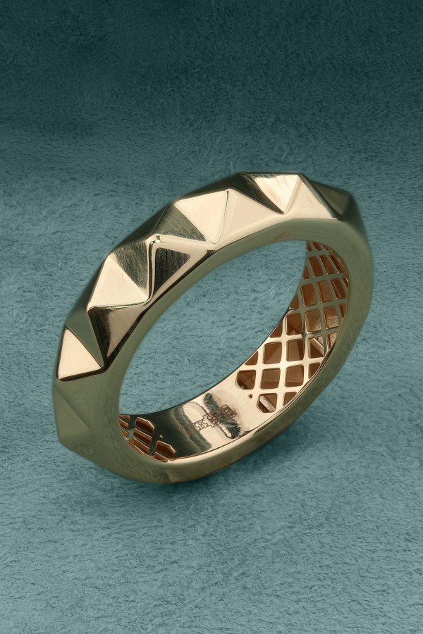 Кольцо из золота