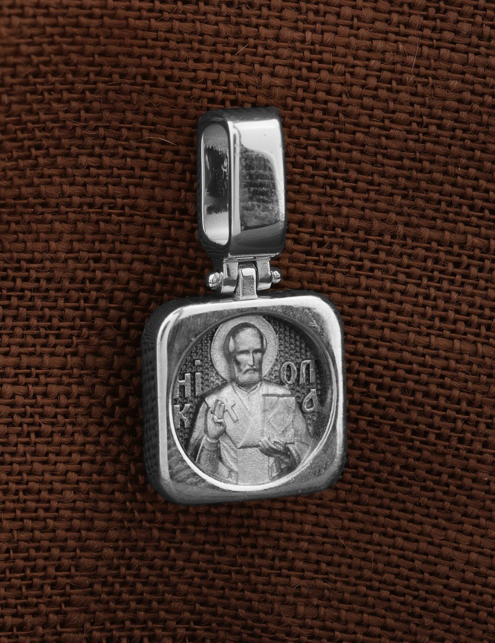 Образок из белого золота