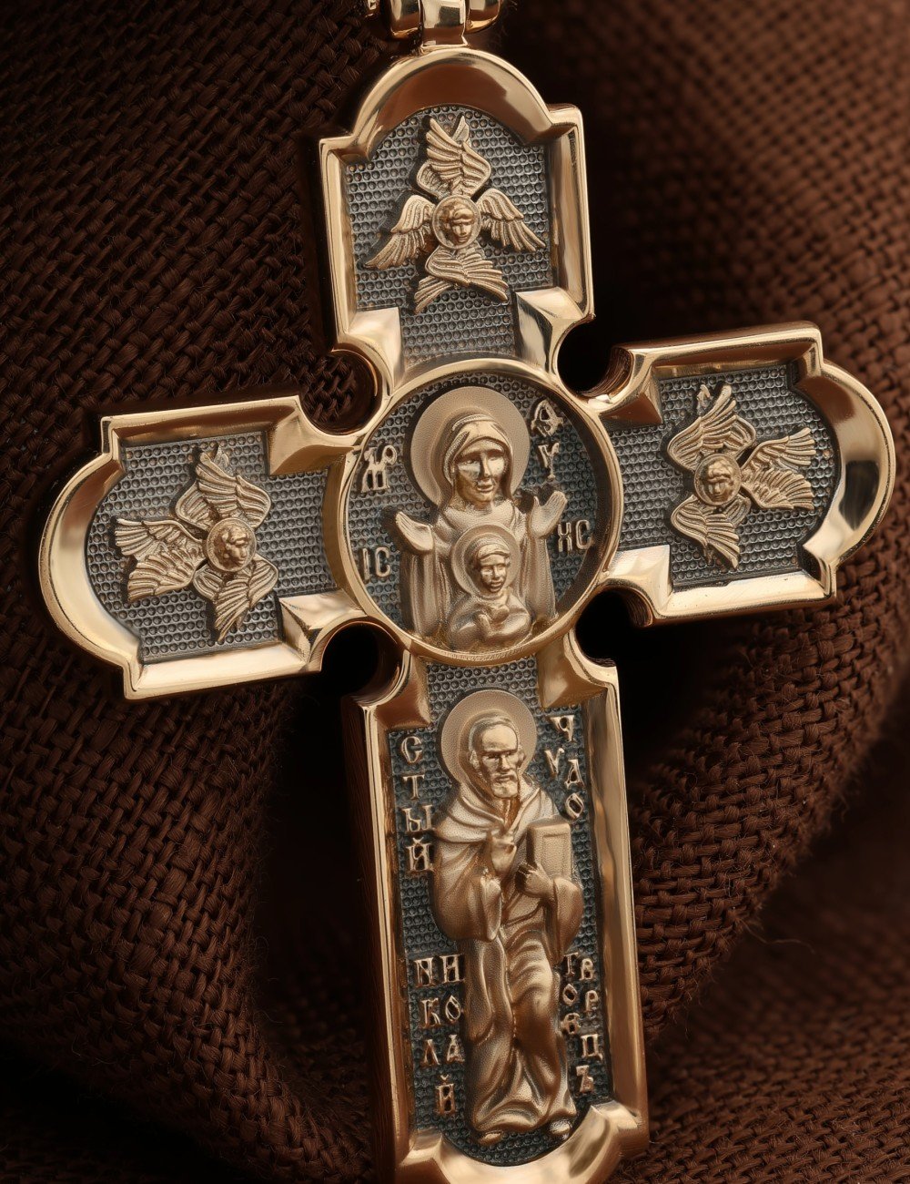 Крест из золота
