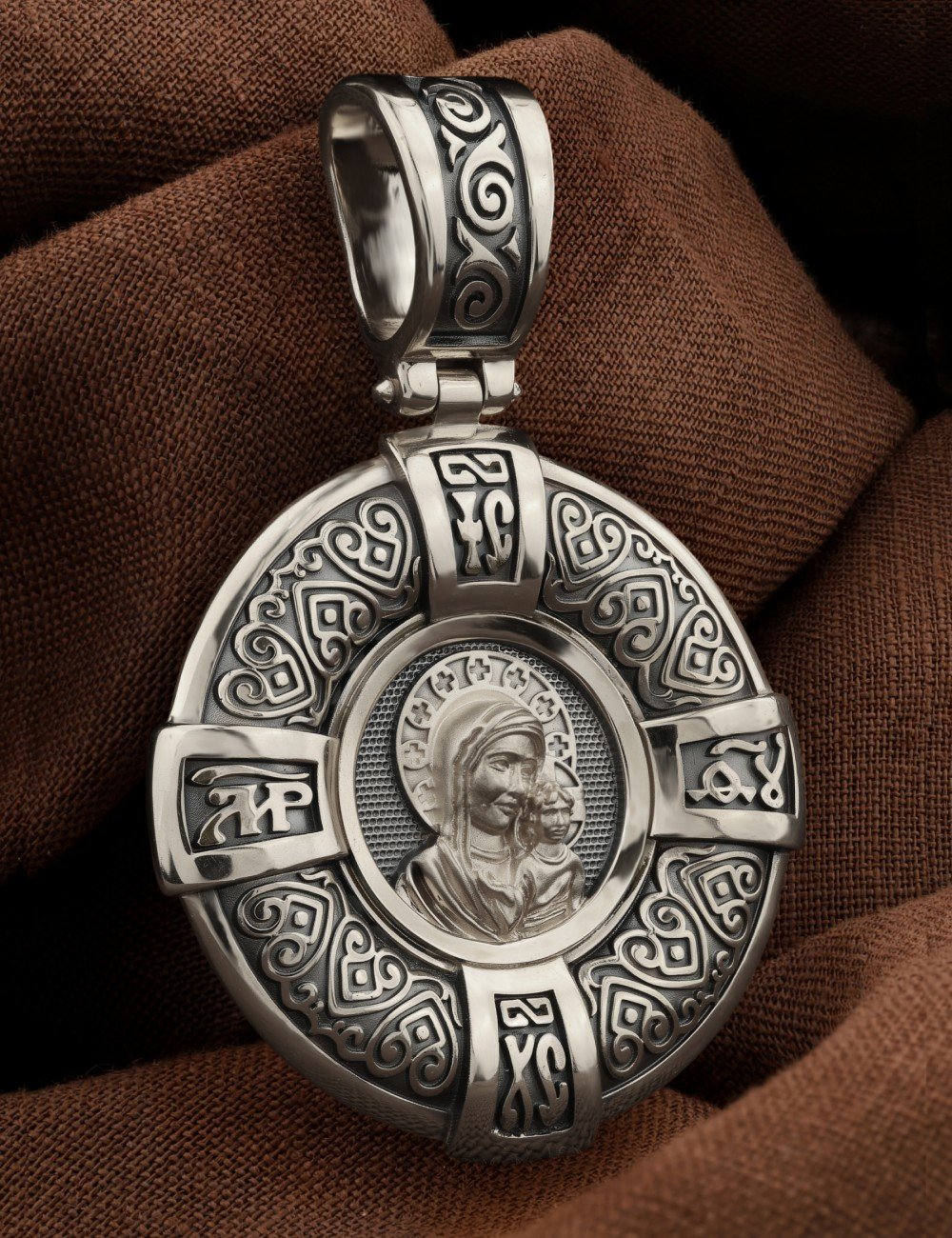 Образок из белого золота