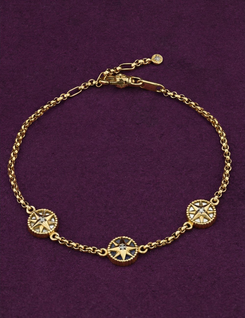 Браслет из лимонного золота c бриллиантами, лазуритом и перламутром