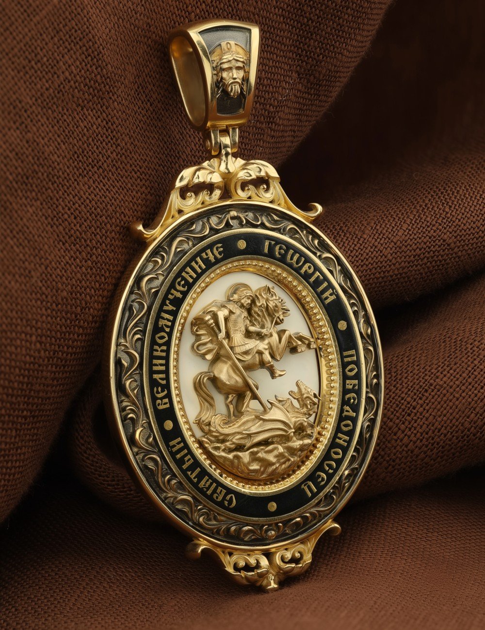 Образок из лимонного золота c эмалью