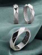 Серьги из белого золота