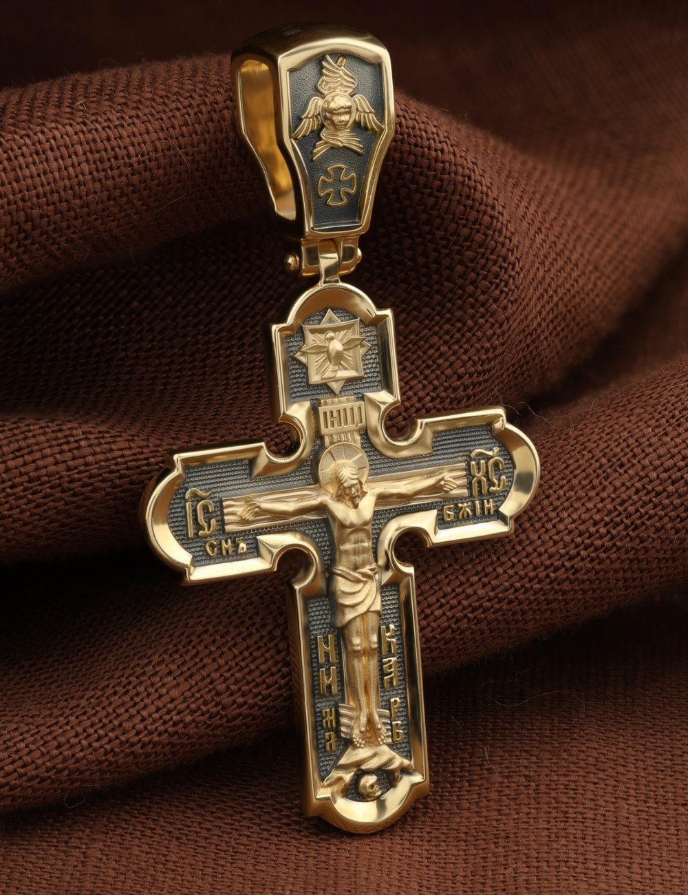 Крест из лимонного золота