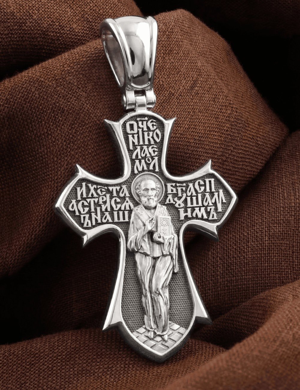 Крест из белого золота