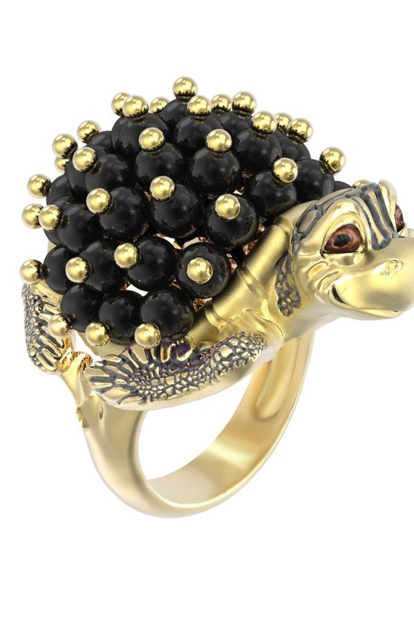 Кольцо из лимонного золота c эмалью и ониксом