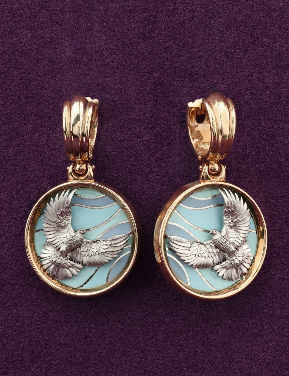 Серьги из золота c эмалью