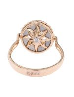 Кольцо из золота c бриллиантами, ониксом и перламутром