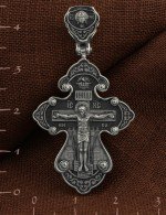 Крест из белого золота