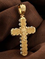 Крест из лимонного золота c кахолонгом