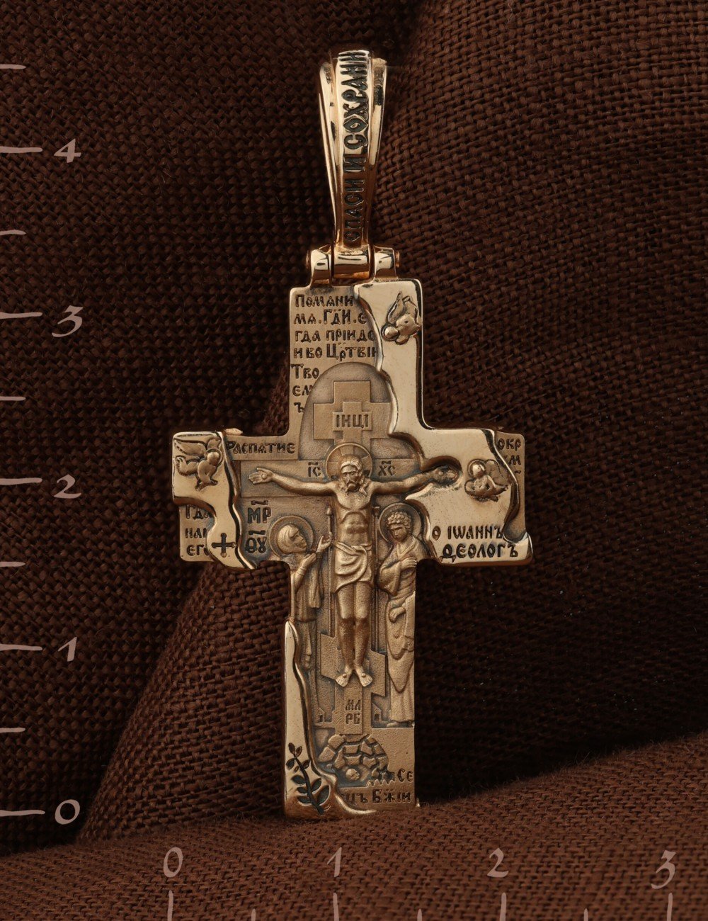 Крест из золота