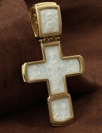 Крест из лимонного золота c бивнем мамонта