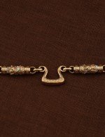 Цепь из золота c эмалью и бивнем мамонта