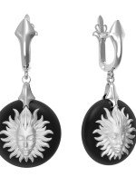 Серьги из белого золота c ониксом