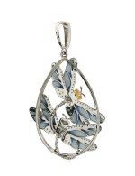 Подвеска из белого золота c сапфиром и эмалью