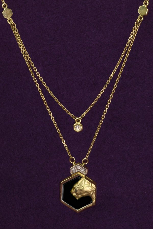 Колье из лимонного золота c бриллиантами и ониксом