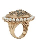 Кольцо из золота c эмалью и жемчугом