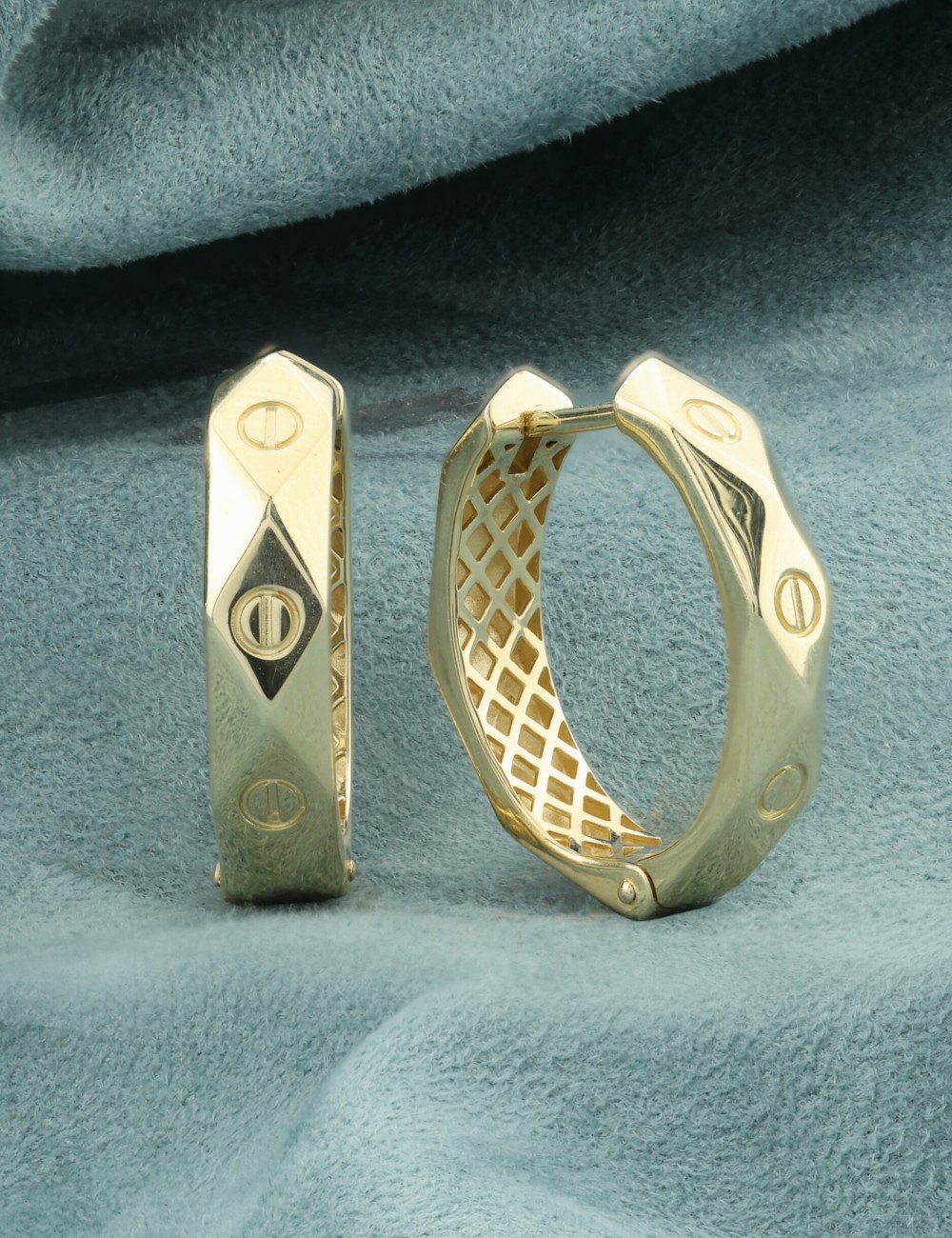 Серьги из лимонного золота