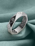 Кольцо из белого золота