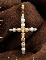 Крест из лимонного золота c жемчугом и бирюзой