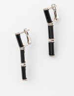 Серьги из белого золота c бриллиантами и ониксом