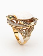 Кольцо из золота c эмалью и бивнем мамонта