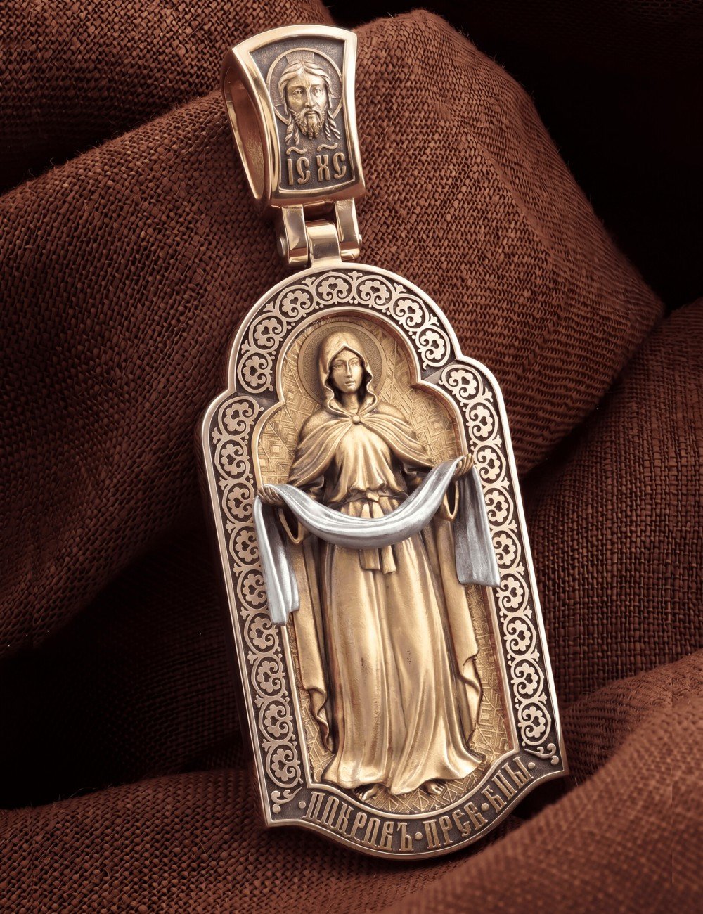 Образок из золота c эмалью