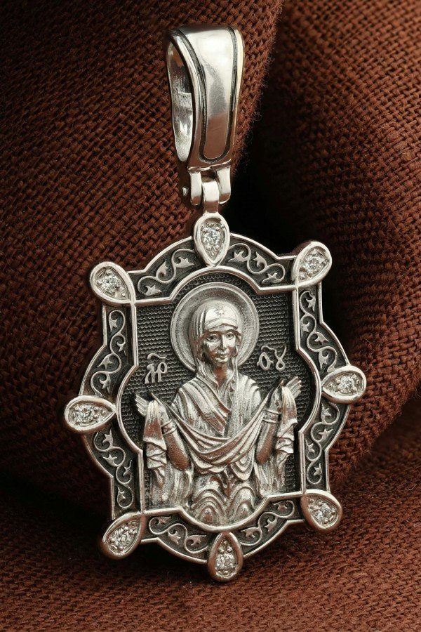 Образок из белого золота c бриллиантами