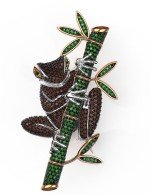 Брошь из золота