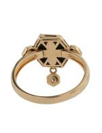 Кольцо из золота c бриллиантами и ониксом