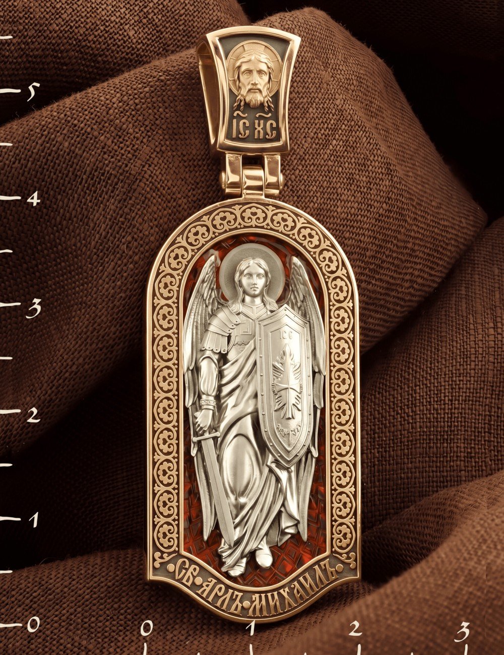 Образок из золота c эмалью