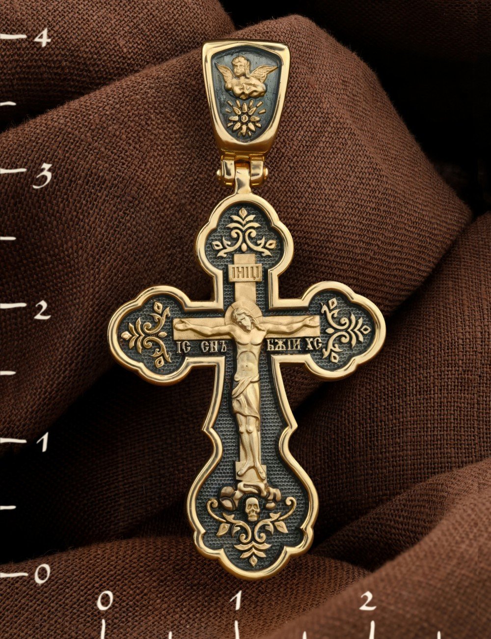Крест из лимонного золота