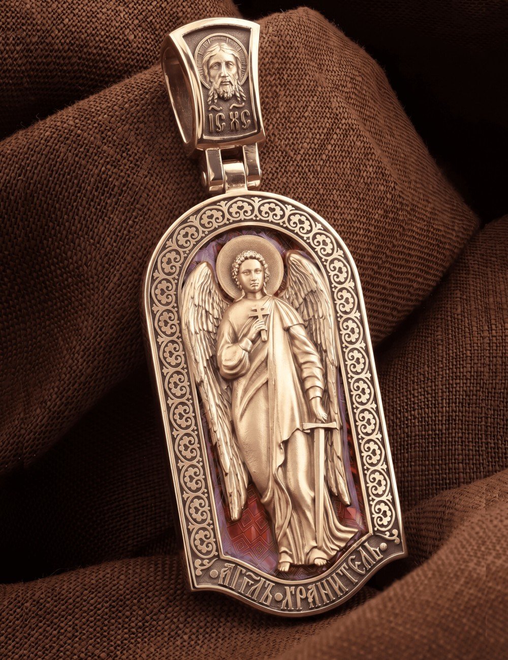 Образок из золота c эмалью