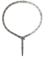 Колье из белого золота c бриллиантами и лазуритом