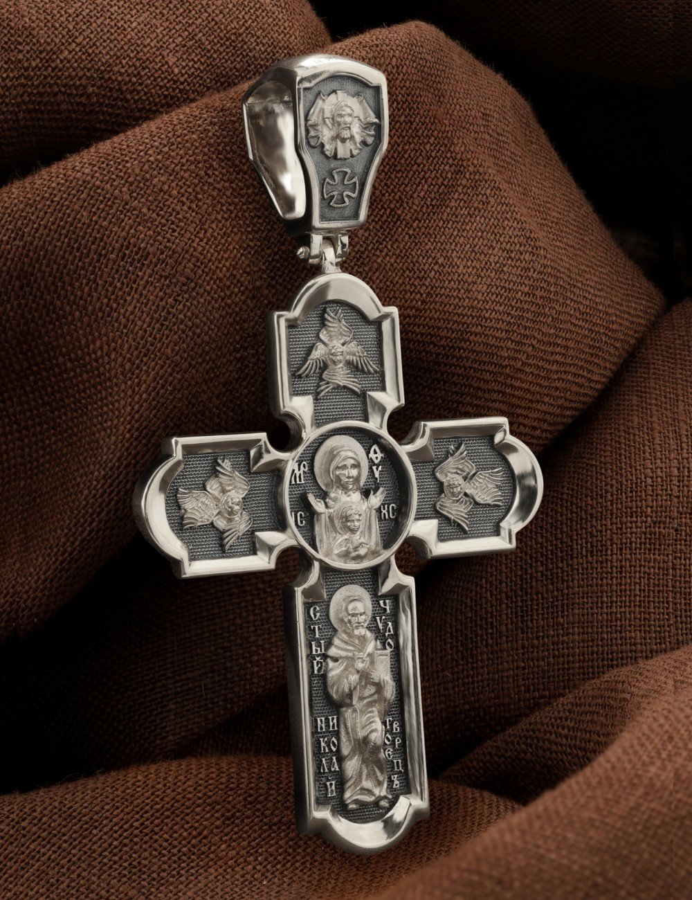 Крест из белого золота