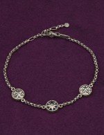 Браслет из белого золота c бриллиантами, лазуритом и перламутром