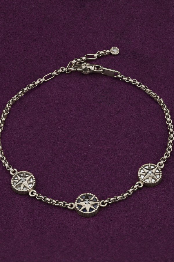 Браслет из белого золота c бриллиантами, лазуритом и перламутром