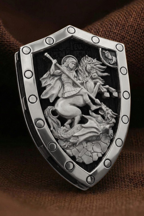 Образок из белого золота c эбеновым деревом