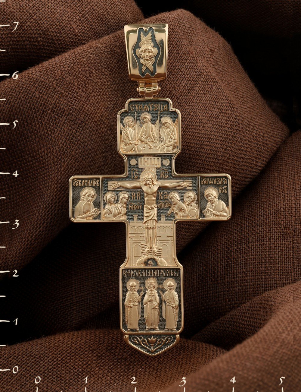 Крест из золота