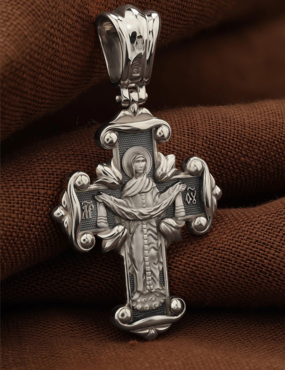 Крест из белого золота