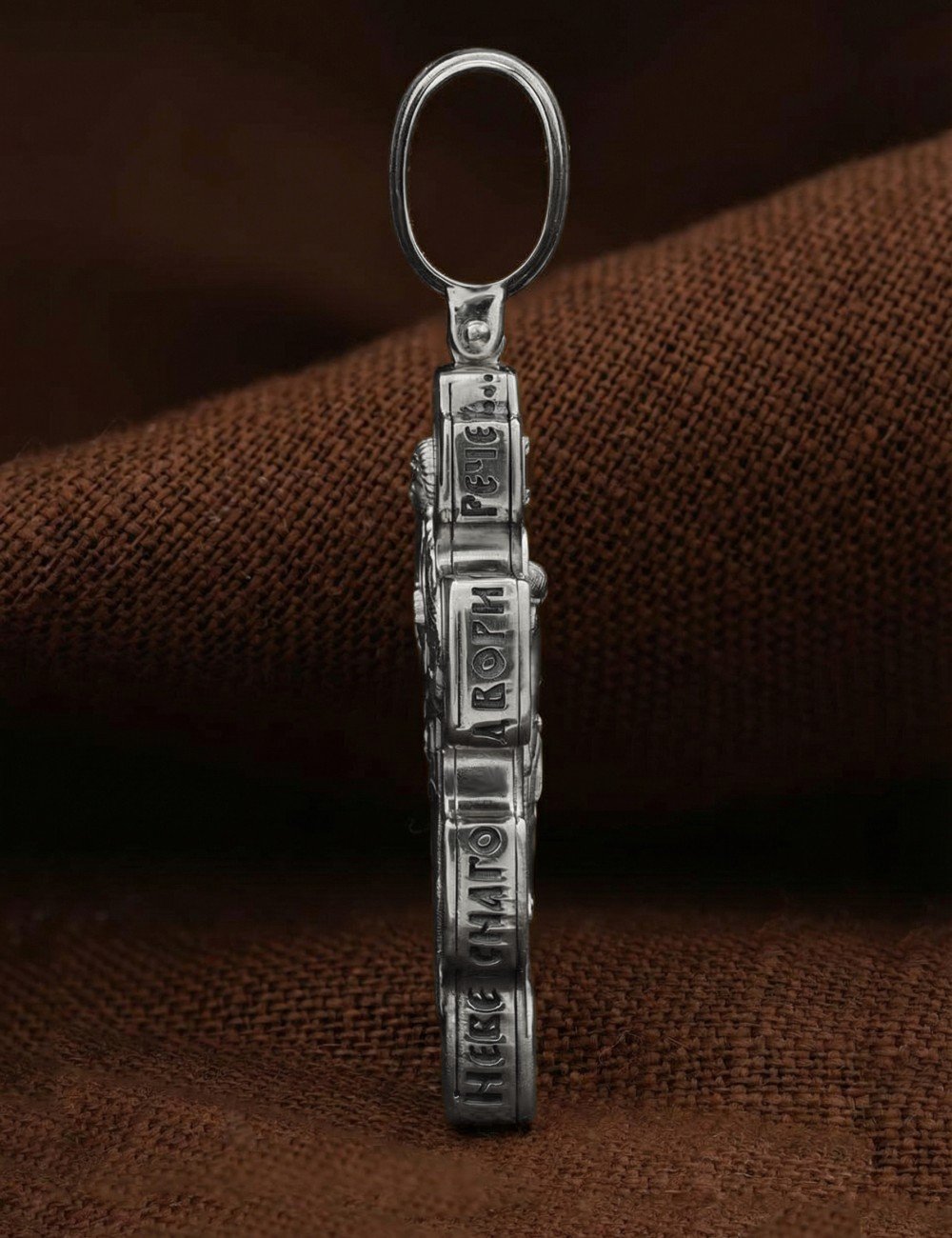 Крест из белого золота